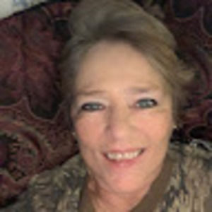 Meet your Posher, Connie